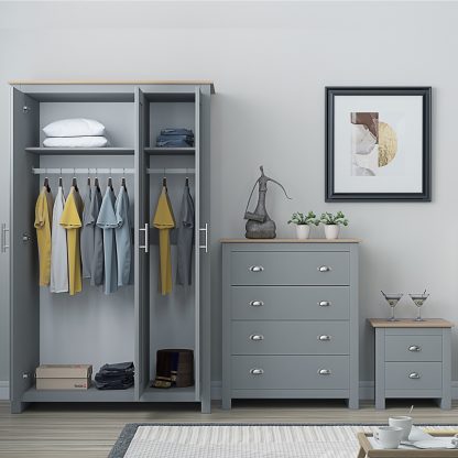 Westbury Traditional 3 Door Wardrobe - Matt Grey & Light Oak - Image 2