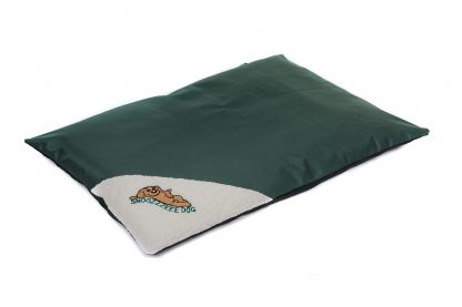 Snoozzzeee Dog Winterberry Bed Lounge Green