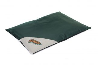 Snoozzzeee Dog Winterberry Bed Lounge Green